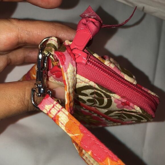 Vera Bradley Folkloric Coral Green Quilted Floral Wallet Wristlet - Picture 5 of 13